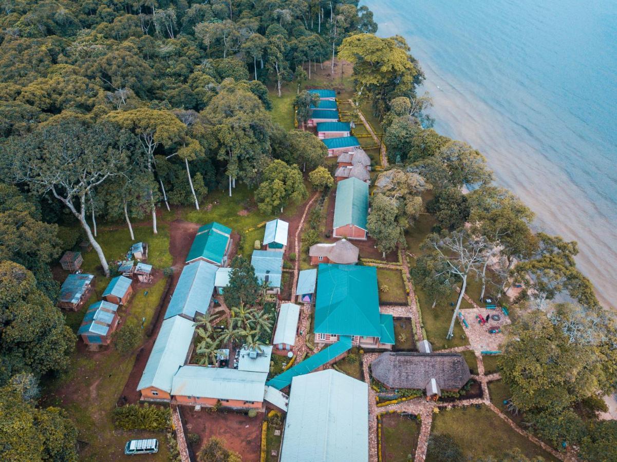 Mirembe Resort Beach Hotel Ssese Kalangala Екстериор снимка